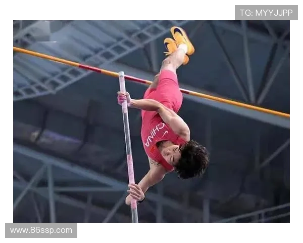 李晨洋五米八六破纪录再创佳绩 李晨洋五米八六破纪录再创佳绩